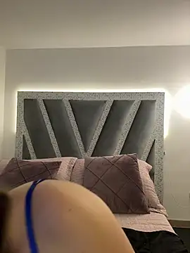 SophieeMills online show from December 2025 12:06:01 AM