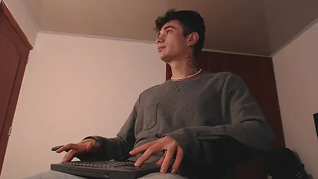 jaico santos online show from November 2025 06:11:02 PM