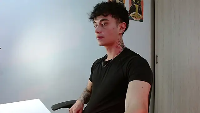 Snapshot of jaico_santos chatting on July 2026 11:17:01 PM jaico santos online show from July 2026 11:17:01 PM