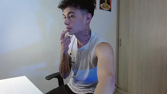 Snapshot of jaico_santos chatting on July 2026 11:14:01 PM jaico santos online show from July 2026 11:14:01 PM