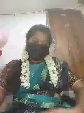 TAMIL AMMUKUTTYY online show from November 2025 06:40:01 PM