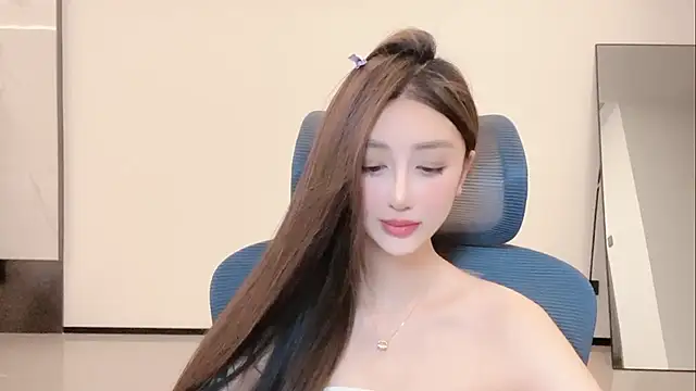 Melody-11 online show from March 2026 06:25:02 PM