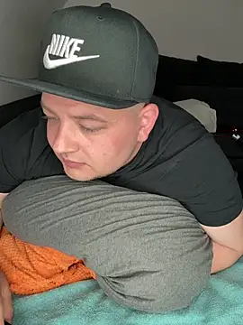 xXLustMolchXx online show from October 2025 07:05:02 AM