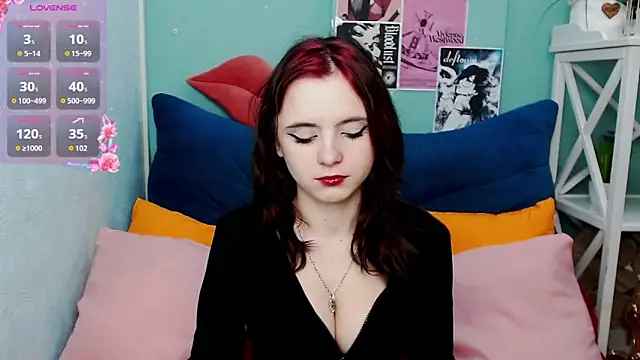 VivienneRo online show from November 2025 05:51:01 AM