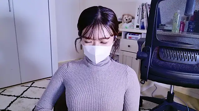 Snapshot of SatoYuri_jp chatting on October 2025 12:36:02 PM SatoYuri jp online show from October 2025 12:36:02 PM