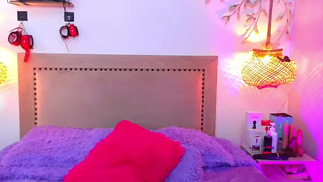 Daphnee-x online show from September 2025 11:44:01 AM