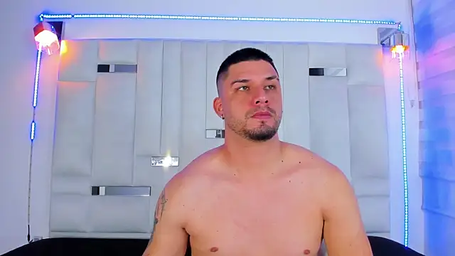 Jacob19  online show from October 2025 03:15:02 AM