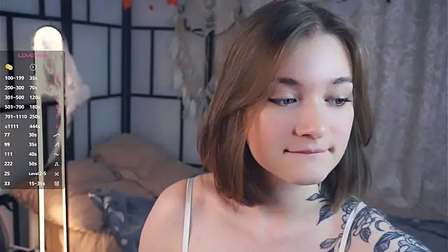 JinnySitts online show from November 2025 08:51:01 PM