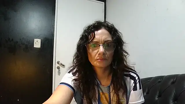 Snapshot of dulcefanny chatting on July 2026 02:07:01 AM dulcefanny online show from July 2026 02:07:01 AM