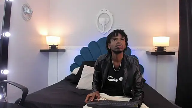 AllexJacob online show from September 2025 12:50:02 PM