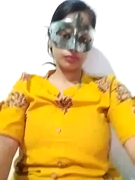 ms-naina online show from April 2026 05:26:01 PM