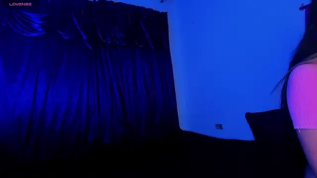 Shairaclark  online show from November 2025 12:46:02 AM