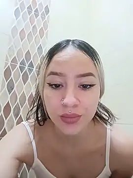 Shairaclark  online show from May 2026 09:20:02 PM