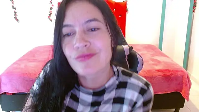 Snapshot of cristal1609 chatting on February 2026 04:33:01 PM cristal1609 online show from February 2026 04:33:01 PM