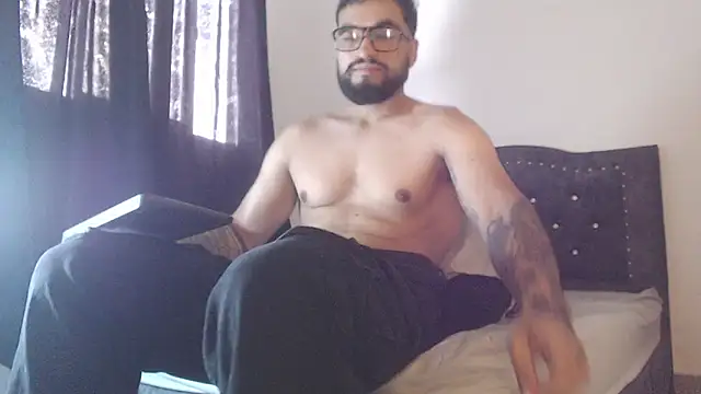 Chrys harris77 online show from April 2026 06:26:01 PM