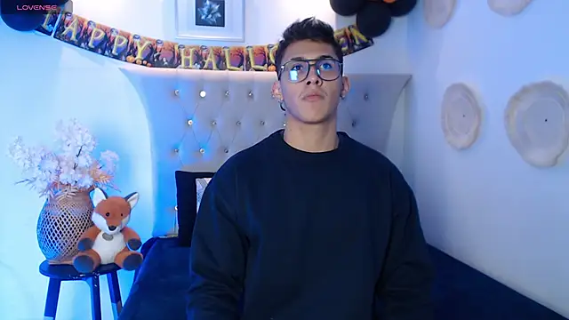 SalvadorFit online show from October 2025 08:22:02 PM