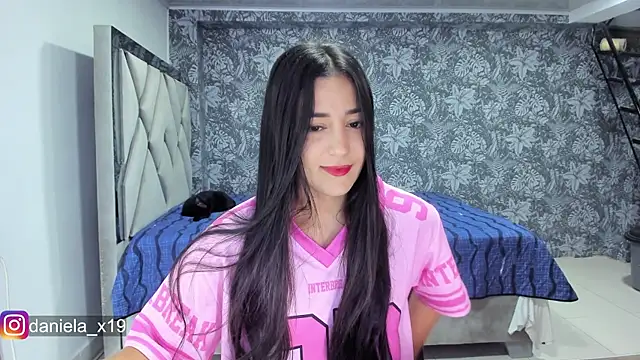 Snapshot of Daniela_x19 chatting on May 2026 12:50:01 AM Daniela x19 online show from May 2026 12:50:01 AM
