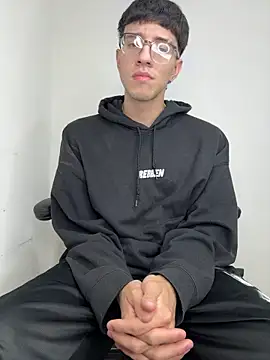 arthurdavies online show from January 2026 09:33:01 AM