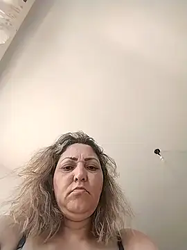 Lunita86 online show from November 2025 10:29:01 AM