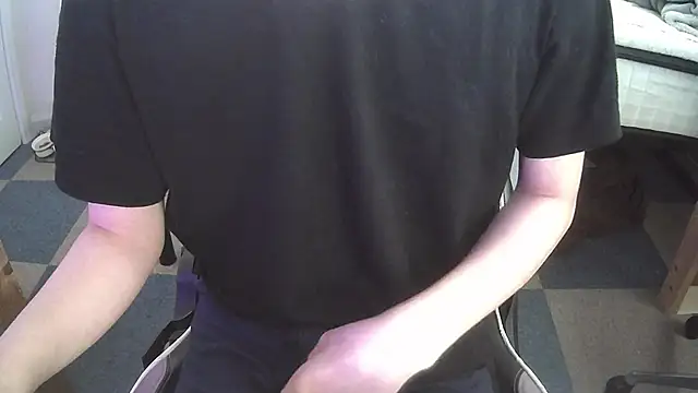 suzullll online show from May 2026 11:10:01 PM