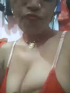 Snapshot of Hott_cutgirl chatting on October 2025 05:33:01 PM Hott cutgirl online show from October 2025 05:33:01 PM