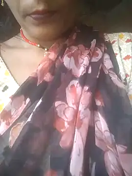Snapshot of Hott_cutgirl chatting on October 2025 09:09:01 AM Hott cutgirl online show from October 2025 09:09:01 AM
