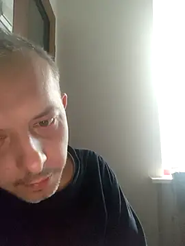 szajbusek41 online show from March 2026 06:30:02 AM