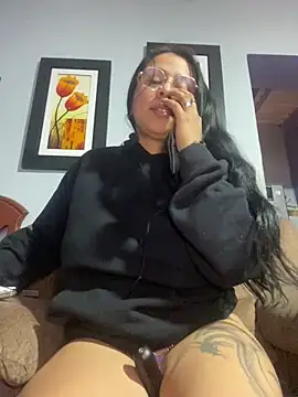 Rouus14 online show from October 2025 10:04:01 AM