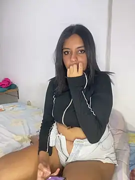 AriiiRiven online show from March 2026 11:40:01 PM