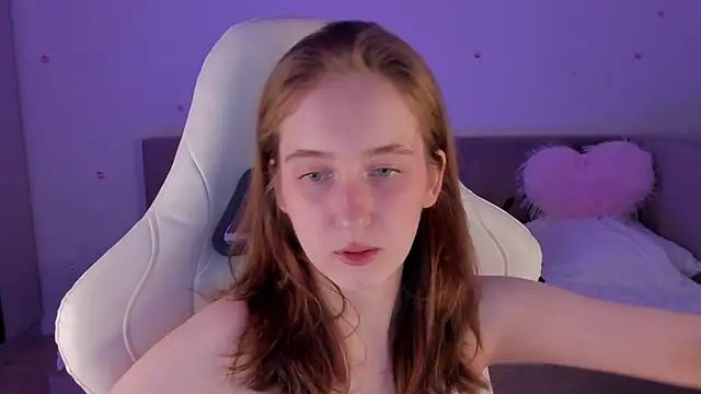 CrystalSoul  online show from October 2025 09:19:02 PM