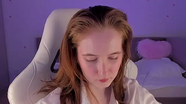 CrystalSoul  online show from October 2025 01:23:02 PM