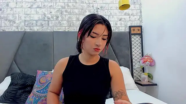 KENDRAOWEN online show from October 2025 08:38:02 PM