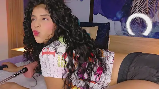 Snapshot of Anabacker01 chatting on May 2026 12:46:02 PM Anabacker01 online show from May 2026 12:46:02 PM