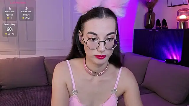 EmmaJakson online show from September 2025 04:20:01 PM