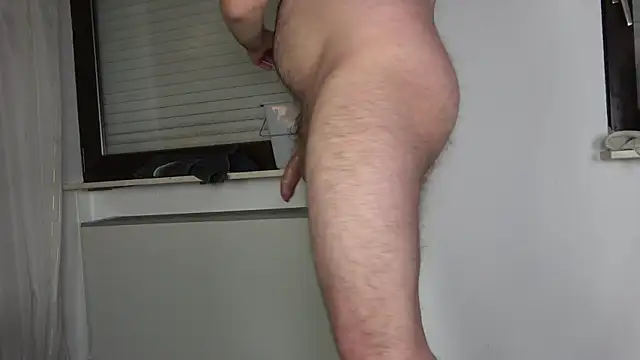 Snapshot of hiddenman87 chatting on October 2025 07:53:01 PM hiddenman87 online show from October 2025 07:53:01 PM