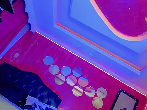 Snapshot of Julia_Bulette1 chatting on September 2025 02:39:02 AM Julia Bulette1 online show from September 2025 02:39:02 AM