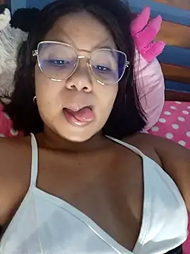 Snapshot of little_onixx chatting on October 2025 12:08:02 PM little onixx online show from October 2025 12:08:02 PM