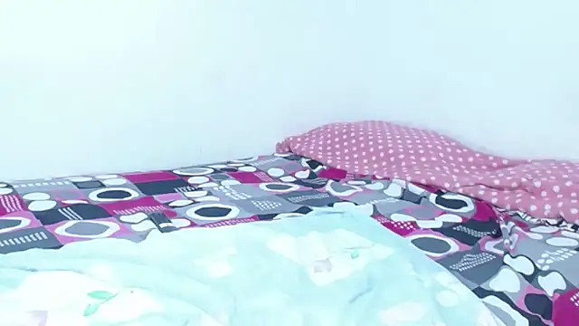 Snapshot of little_onixx chatting on March 2026 09:49:02 AM little onixx online show from March 2026 09:49:02 AM