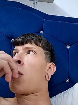 DemianSalvatore online show from March 2026 07:49:02 PM