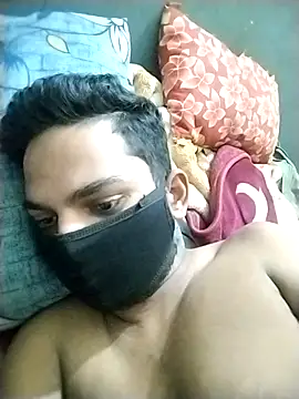 Snapshot of VickyMonster5 chatting on October 2025 07:34:01 PM VickyMonster5 online show from October 2025 07:34:01 PM