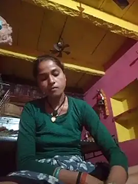 Snapshot of Hot_reshmaji chatting on June 2026 03:32:02 PM Hot reshmaji online show from June 2026 03:32:02 PM