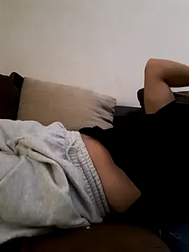 SimonBzn21 online show from September 2025 07:52:02 PM