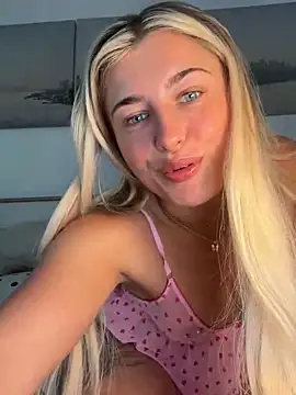 BabyBluexox online show from May 2026 12:11:02 PM