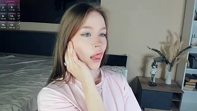 MaliaBourraine online show from February 2026 07:51:01 AM