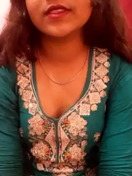 Snapshot of pari_rani7 chatting on March 2026 04:06:02 AM pari rani7 online show from March 2026 04:06:02 AM