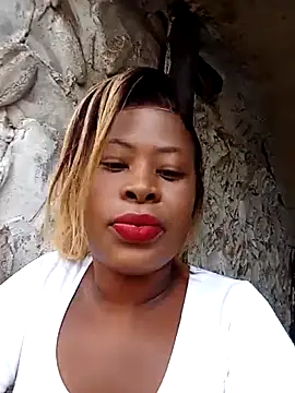 Snapshot of BubblyBeautiful chatting on January 2026 02:32:02 PM BubblyBeautiful online show from January 2026 02:32:02 PM