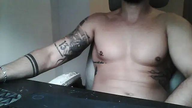 yourfantasy777 online show from September 2025 07:30:01 PM