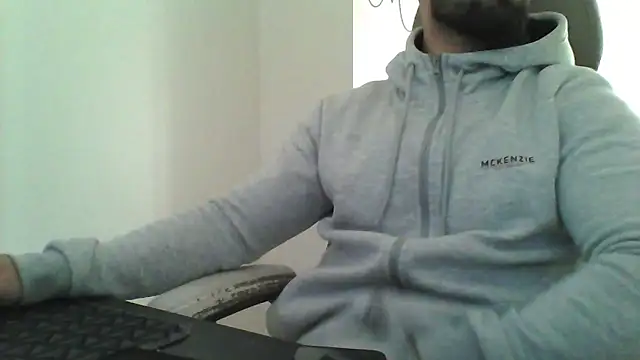 Snapshot of yourfantasy777 chatting on February 2026 05:22:02 PM yourfantasy777 online show from February 2026 05:22:02 PM