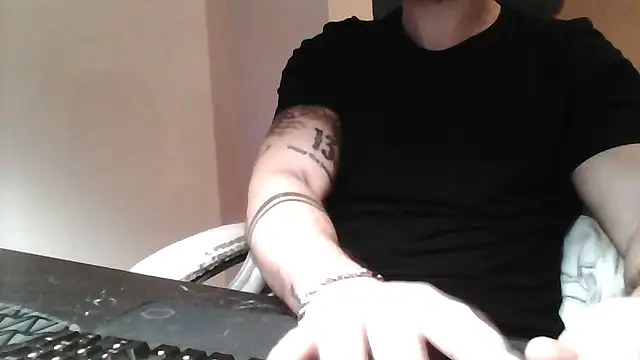 Snapshot of yourfantasy777 chatting on February 2026 08:32:01 PM yourfantasy777 online show from February 2026 08:32:01 PM