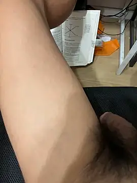 leeyoung  online show from October 2025 02:47:01 PM